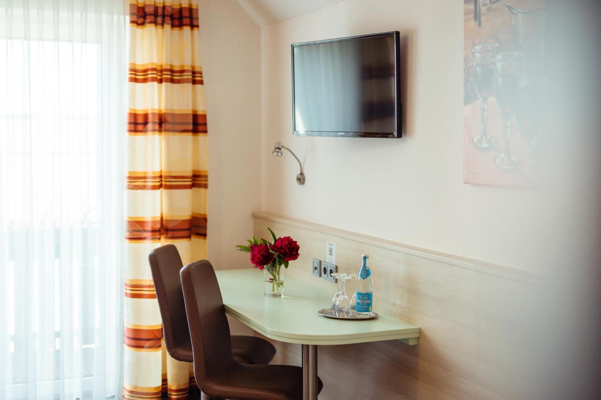 Hotel Sonnental Neusorg Экстерьер фото