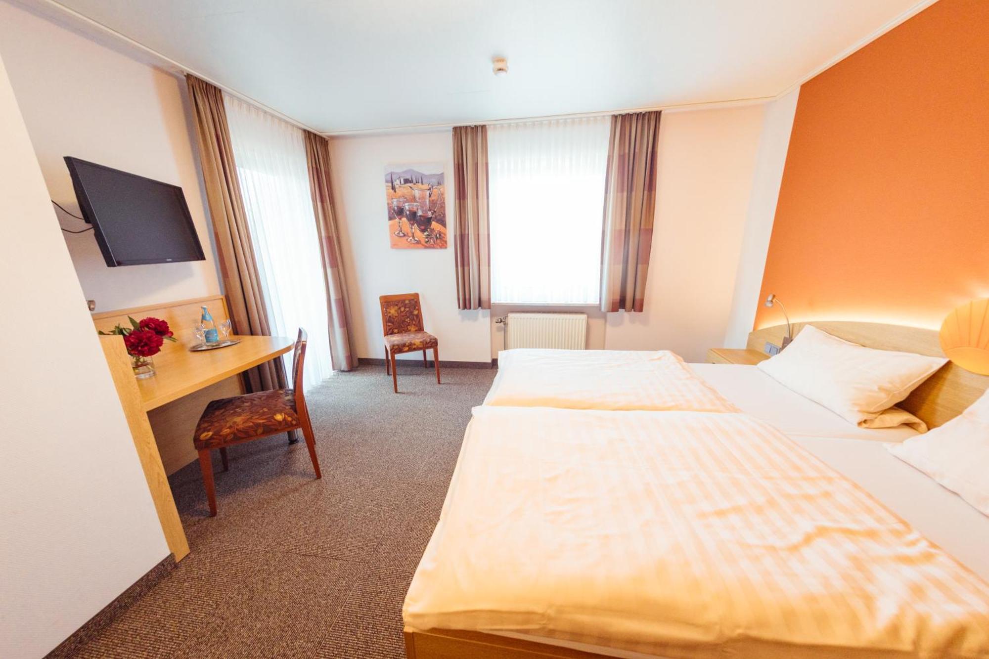 Hotel Sonnental Neusorg Экстерьер фото